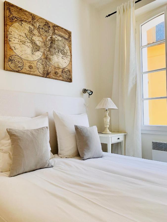 Maison Saint Tropez Bagian luar foto