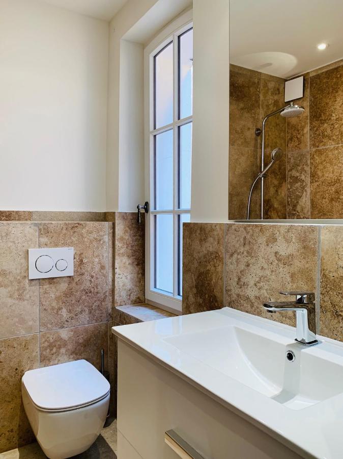 Maison Saint Tropez Bagian luar foto