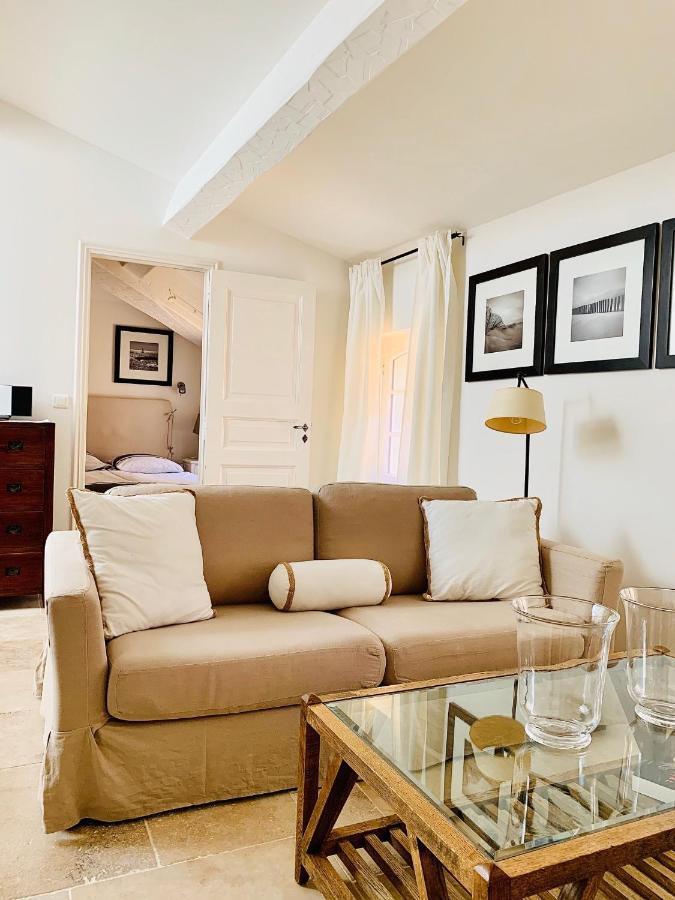 Maison Saint Tropez Bagian luar foto