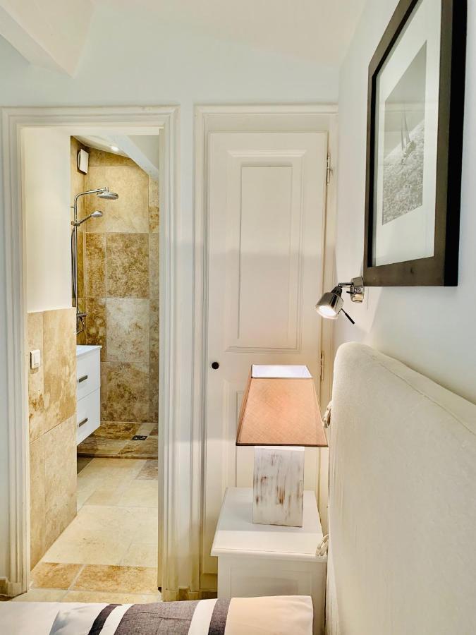 Maison Saint Tropez Bagian luar foto