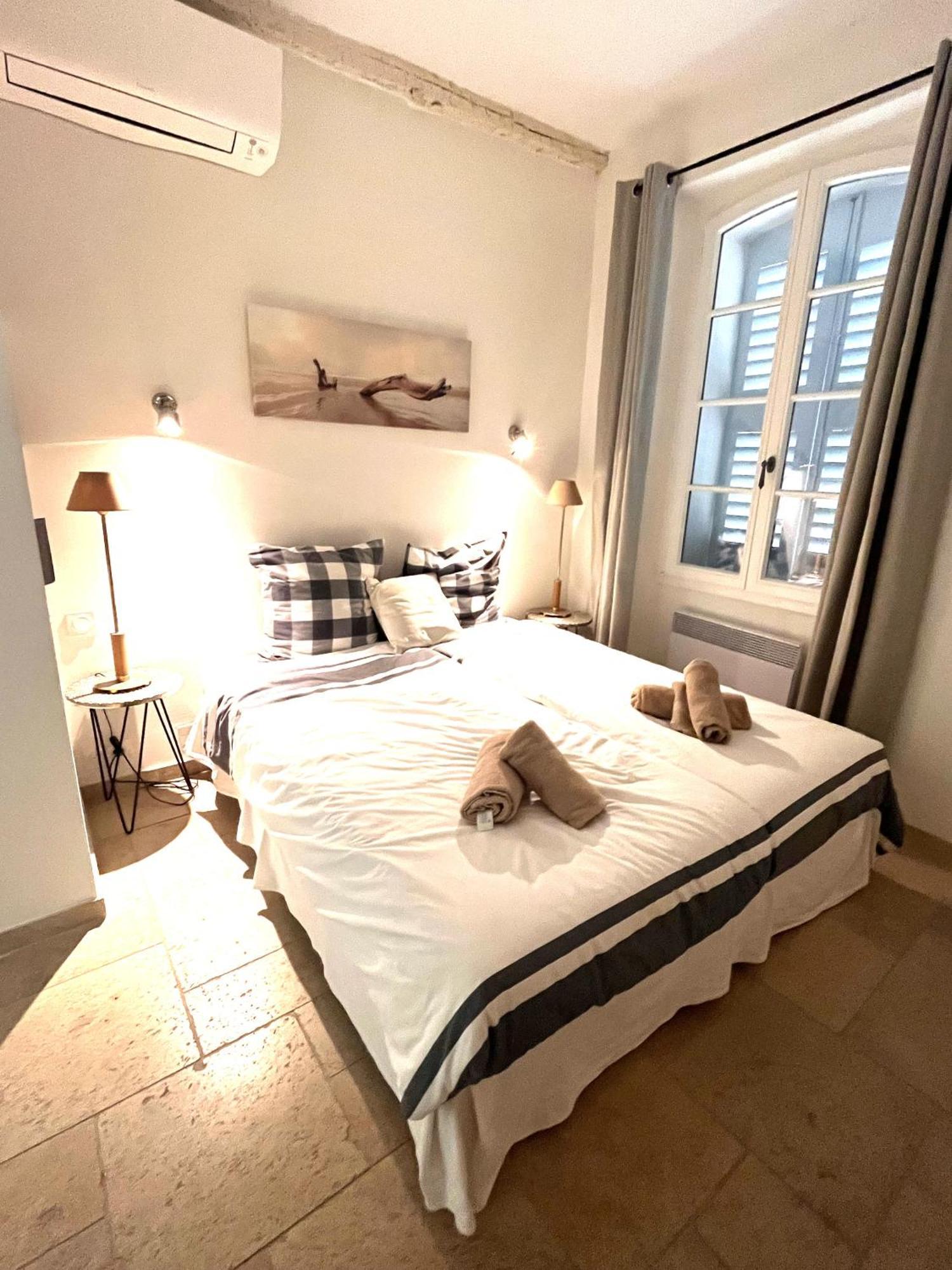Maison Saint Tropez Bagian luar foto